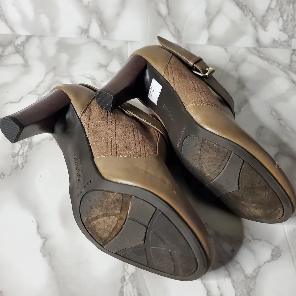 Naturalizer Truffle Taupe Ankle Booties Size 7.5